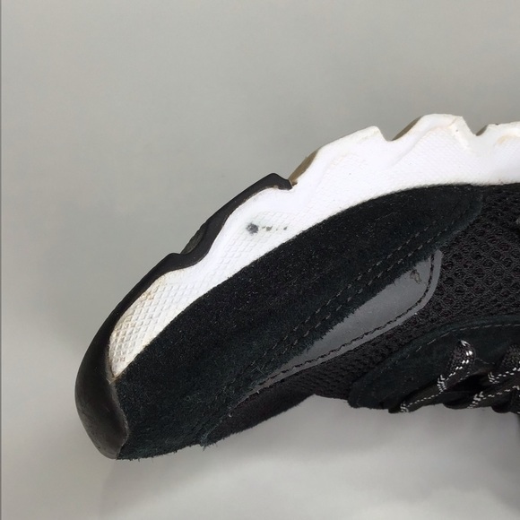 Sorel Kinetic Lite Lace Sneaker in Dark Green and Black. - Picture 10 of 12